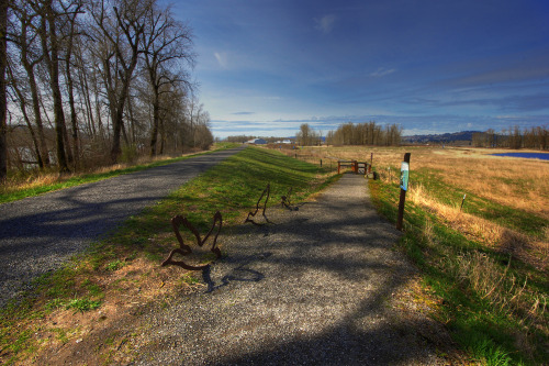 some really ‘fly’ racks at Steigerwald NWR near Washougal, Wa. getting some use on an ea