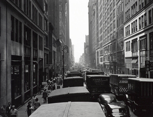 37th Street, 1946.Photo: Todd Webb via the Nelson-Atkins Museum