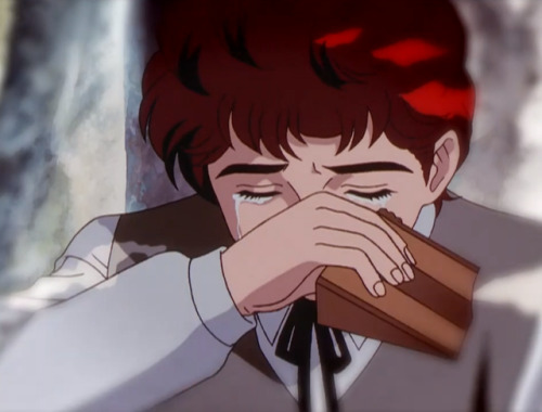 yanqwenli:   kircheis crying while eating a cake is a mood  