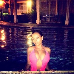 iam1up:  Nighttime Swimming w/ CYN