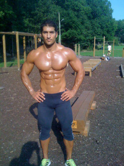 fitnessmale:  muscleworshipper08:  HOT in every sense of the word!  Awesome!!!