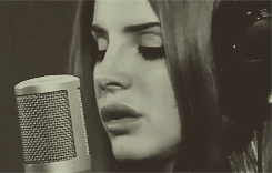 lana-del-grey:“My dream was to become a touring musician, but now that I’m living it, it doesn’t rea