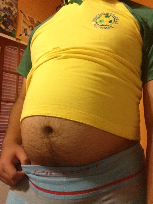gordoluisgainer:  Finding old shirts it’s really funny :P 