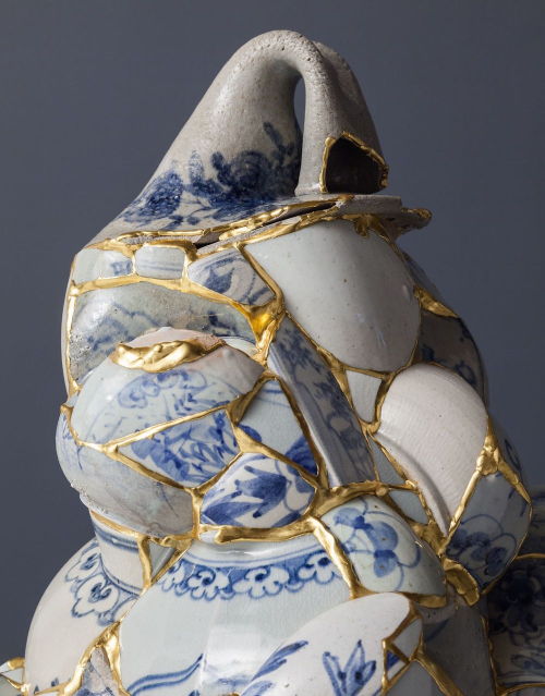 wordsnquotes:culturenlifestyle:Rejected Broken Porcelain Restored More Beautifully With Gold Lining 