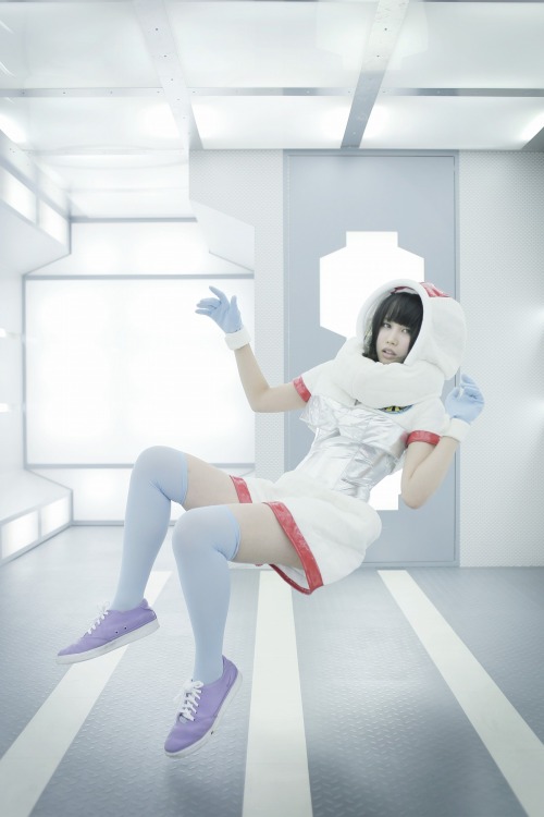 kyunkun:  うかぶきゅんくん宇宙服 costume construction: きゅんくん model: きゅんくん photo: 中島圭一郎