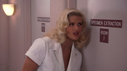 loveannanicolesmith: Anna Nicole Smith as Tanya Peters in Naked Gun 33⅓: The Final Insult