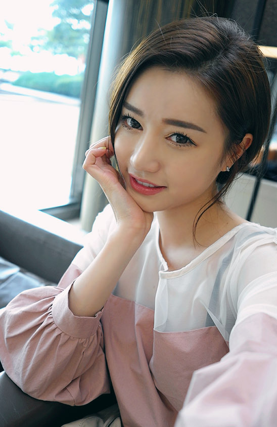 MOVED TO A NEW BLOG- FOLLOW PAKSORA