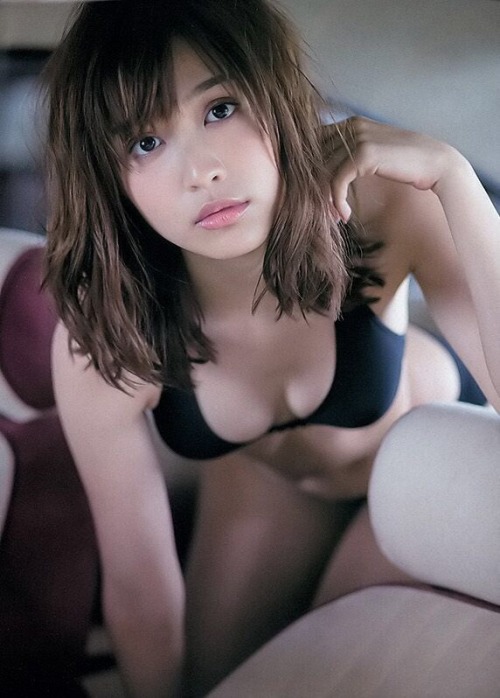 kawaii-kirei-girls-and-women:  可愛い 佐野ひなこ さん 日本の可愛いキレイな女性の写真アップします♪ 美脚 Hinako SANO Japanese Kawaii Kirei beautiful girls and women 画像→