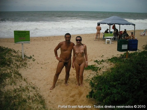 natspmorumbi:  Praia do Pinho - Camoriú/SC