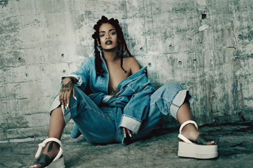 perfect-black-beauty:  Rihanna.i-D Magazine (March 2015).