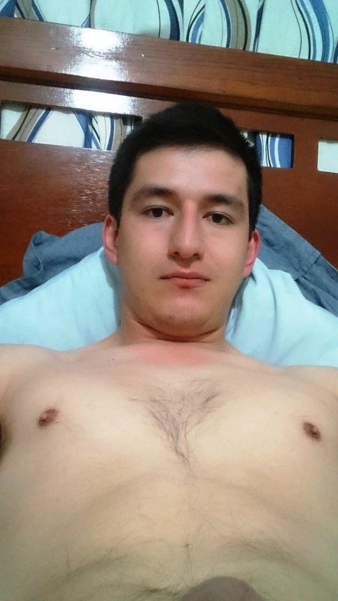 militarycops:  SAMIR, rico y deli biscochito, rica verga y semi velludito, ni como