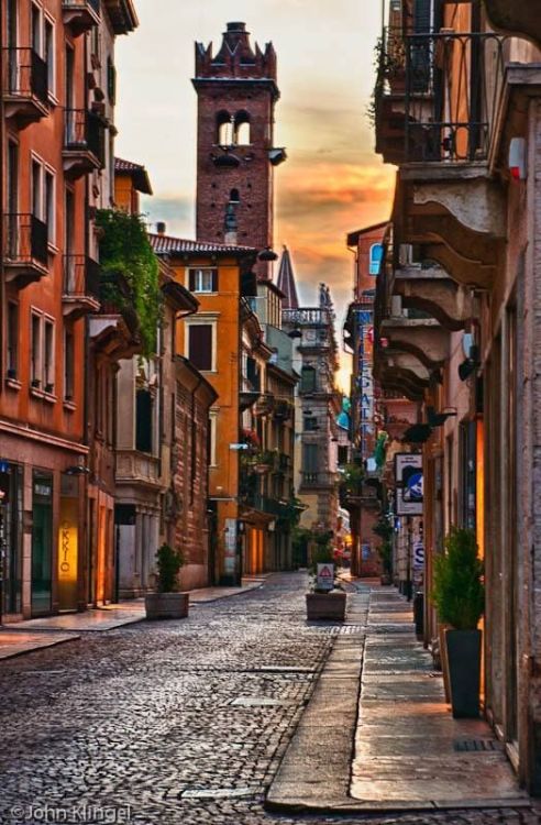 Beautiful Streets of beautiful places for travel