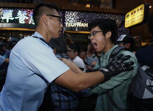 koimizu:  Meanwhile in HONG KONG (25 Nov 2014) Hong Kong authorities arrested protesters and tore down barricades in Mongkok, the scene of some of the more violent clashes to take place during nearly two months of pro-democracy sit-ins. Riot and tactical