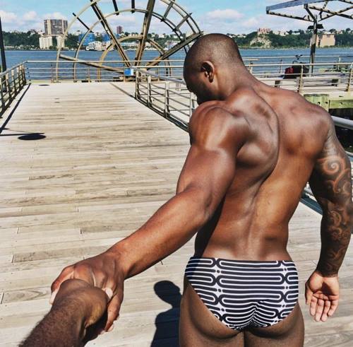 ohthentic:  dominicanblackboy:  Sexy gorgeous fat muscle ass beach body Kevin Carnell!😍😍😍😍😍