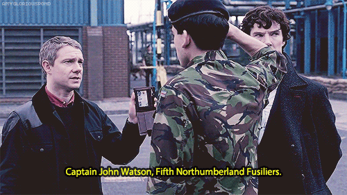 amygloriouspond:  Sherlock + his military kink
