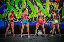 get-swole-or-die-trying:  trapcity13:  crossfitters:  Crossfit girls. Jackie Perez and friends. Csa Gym Photo.   ALWAYS reblog!  for the booties…   🔥🔥👄💪🌹👍💋