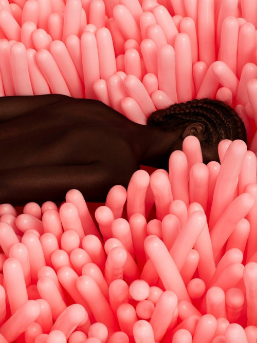 ohthentic:  shadesofblackness:   THAINA OS FOR FGUK MAGAZINE BY TRAVYS OWEN.   Oh