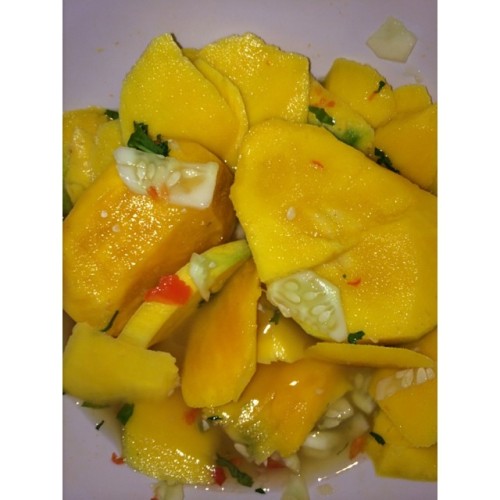 trinibreeze:Lunch the other day #mangochow #trini #trinidad