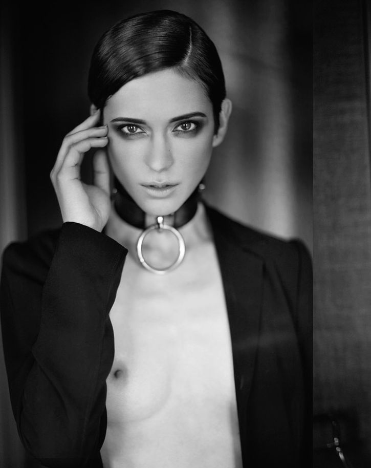 martysimone: Photo Yves Kortum | Model Sydney Bristow | Styling Florence Abelin -