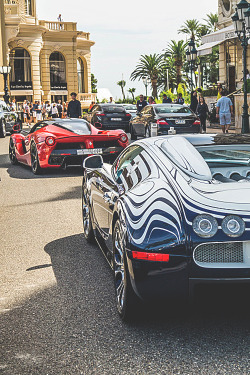 visualechoess:  LaFerrari x Grand Sport L’Or Blanc | VE