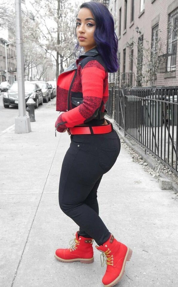 sexysfw: https://sexysfw.tumblr.com/
