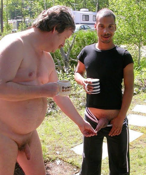 punud:  Mixed gay stuff with more than 12000 followersrunboxx.tumblr.com/Public nudity pix wi