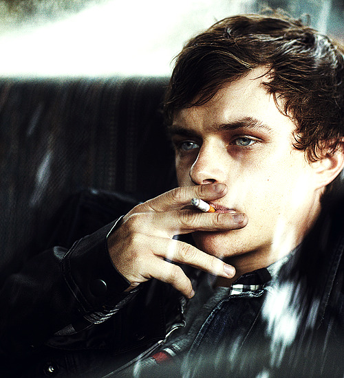 adamdrivers:  “Coming out of school I was fully prepared for a lifetime career in regional theater. But as it’s snowballing, I become hungrier and hungrier.” - Dane DeHaan for Interview Magazine (2011) 