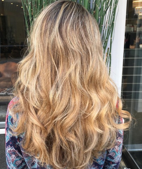 Hair &amp; Highlights For Days&hellip; ✂️ #highlights #blondehair #blondgirl #haircut #layer