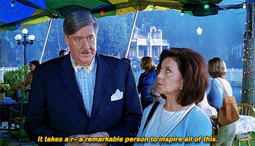 lorelaiigilmore:I don’t think this is all for Rory. I think this party’s a testament to you, Lorelai