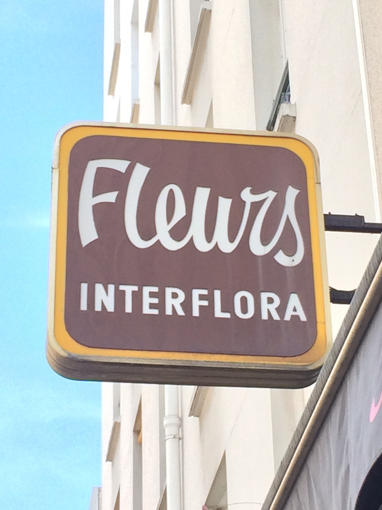 Fleurs (Interflora)
Paris, France
Nick Sherman