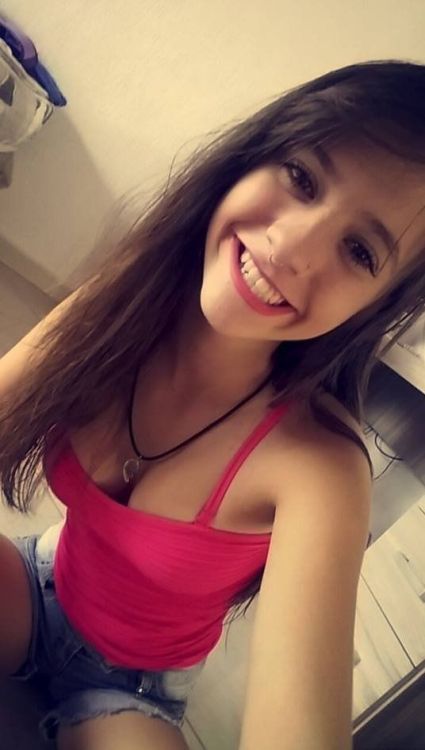 pale-skinnys-blog:Cutie!