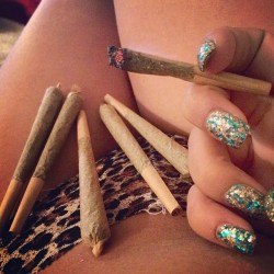 weedporndaily:  Lovin these raw cones @christyshelovesit thanks love