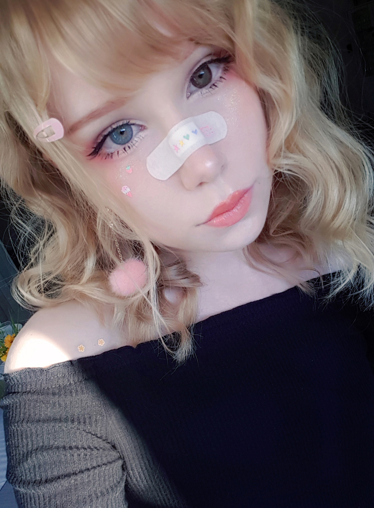 Featured image of post Kawaii Bandaid On Nose Anime The bandage is like a representation of the physical activity they do because it scratches them or
