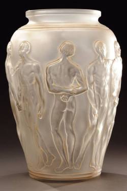 enchantemoimerlin:  René Lalique   (French, 1860-1945)Vase “Palestre”, 1928 white satin glass, antic sepia   