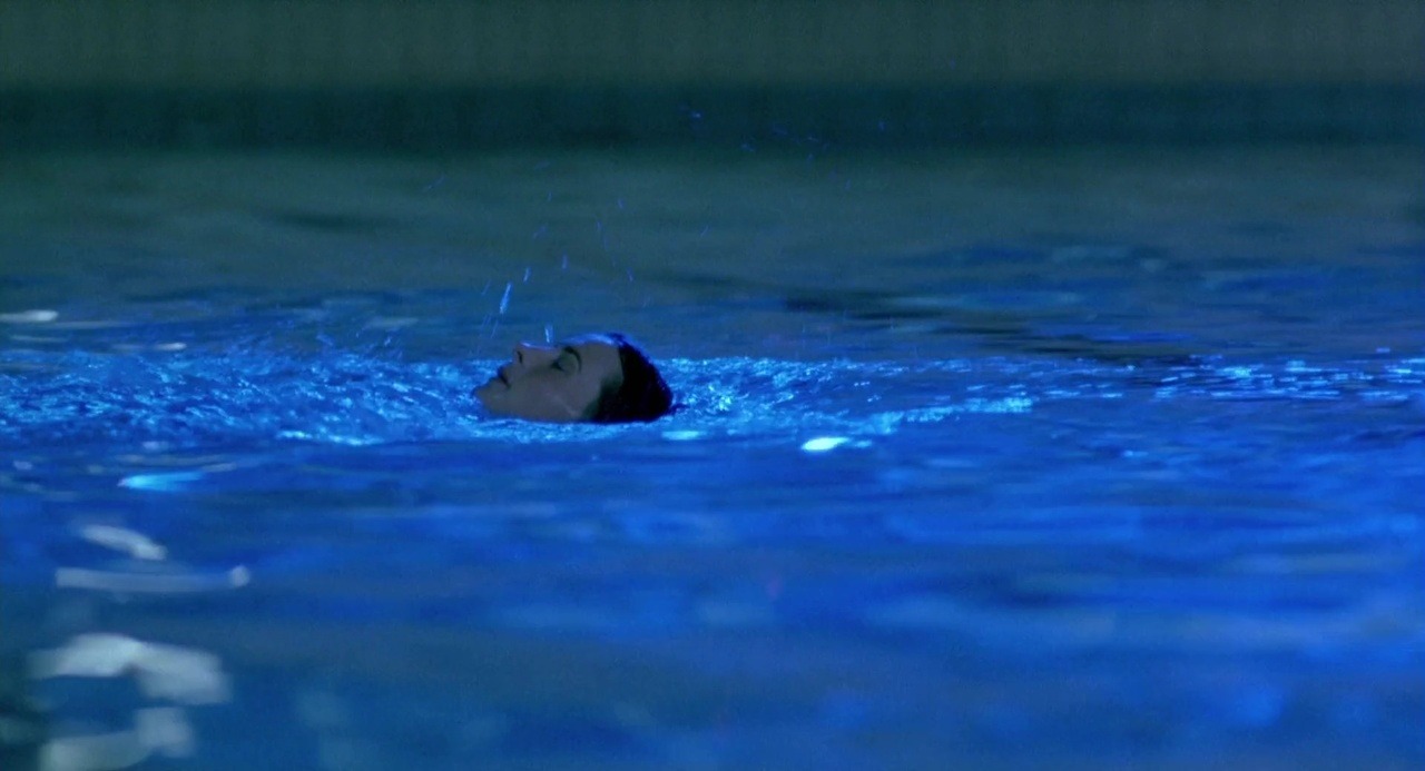 cineasc: Trois couleurs: Bleu  (1993)  Krzysztof Kieslowski  