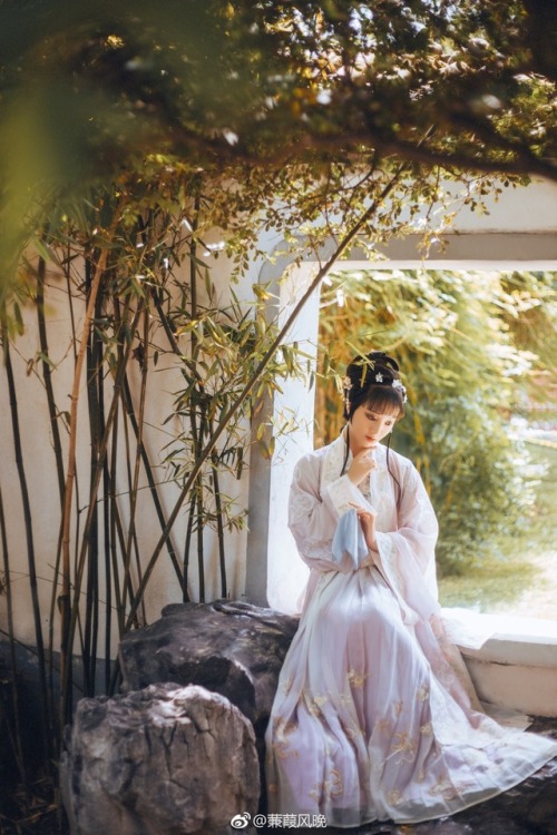 dressesofchina: Lin Daiyu cosplay