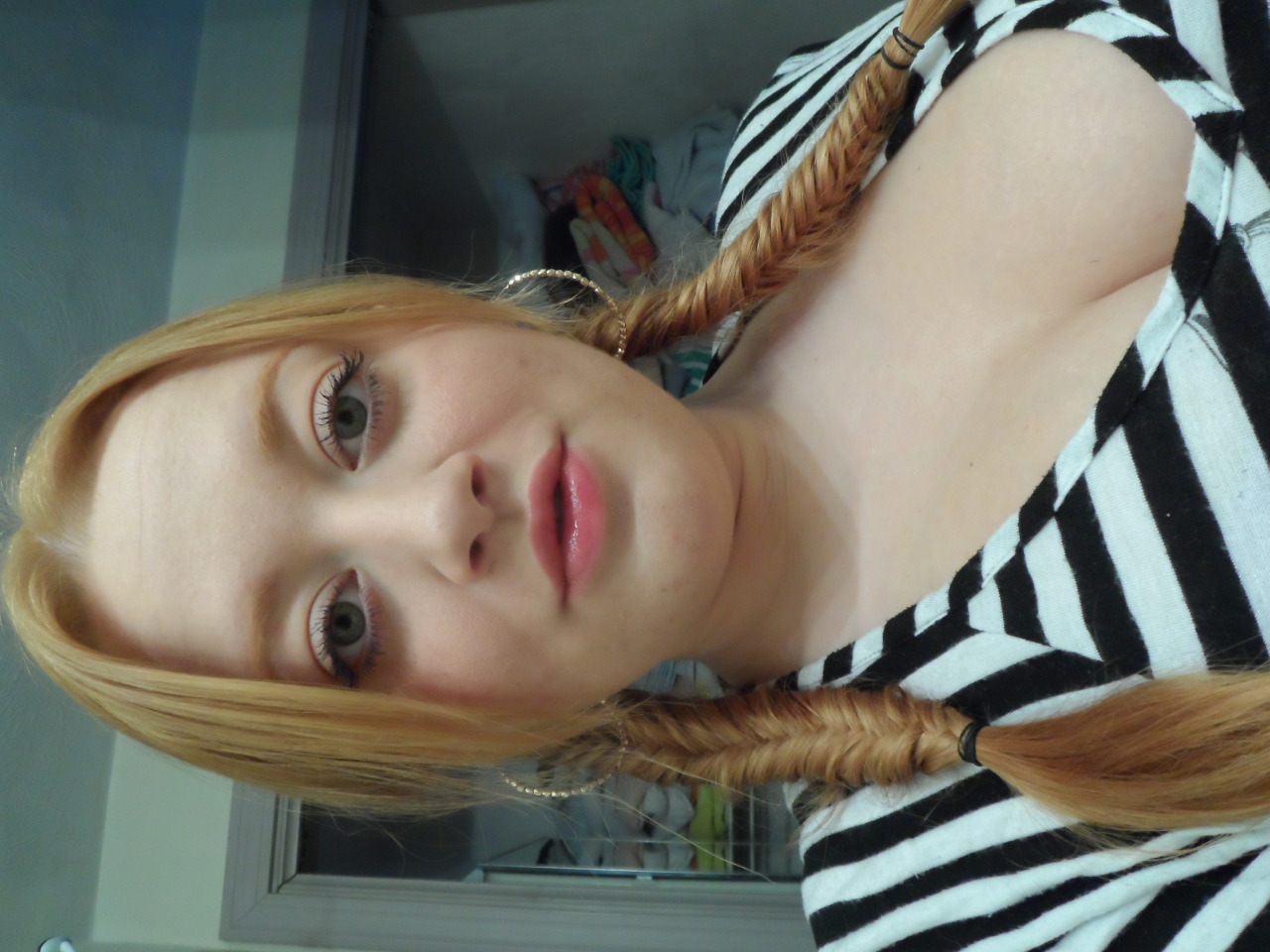 pigtails-and-boobs:  Bonjour darling &lt;3  Well hello there gorgeous!  You look