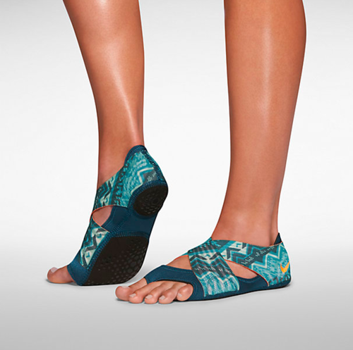 The Beauty Blender — Nike Yoga Shoes 