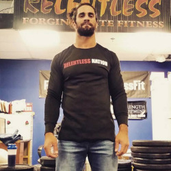 istheworldjustabrokenpromise:  Put on a pair of @relentlessjeans for the first time today. Legit comfiest jeans ever. Only one question dudes….do they come in skinny??? #manbun 