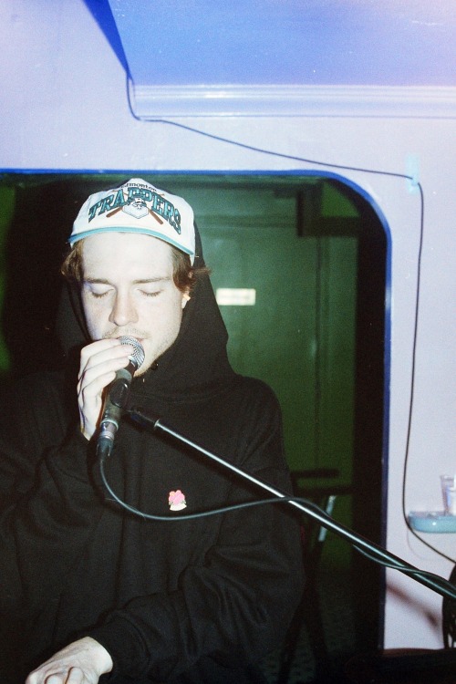 h0neycombhideout:Homeshake @ Elvis GuesthouseOct 5 2015HONEYCOMB