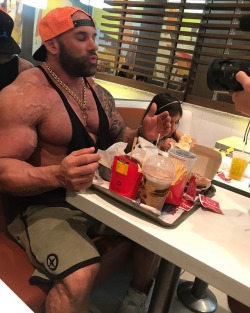 Thiago Santisteban - Cheat meals, ambrosia from the gods.