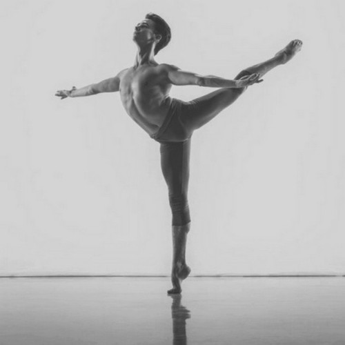 nnuovavita:  Los chicos se apoderan del ballet &lt;3 #balletdancers #boys #guys #ballet #maledan