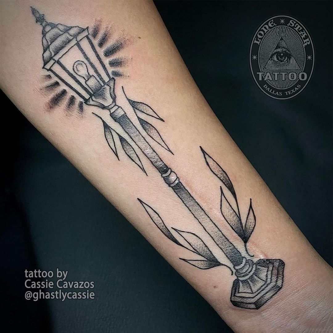 Twitter  EuforestTattoo على تويتر Goblet   euforesttattoogmailcom tattoo tattooflashtatt blacktattoo artwork  darktattoo tattooberlin ladytattooers sun witchkraft blackink  blacktattooart dotwork lines blackwork 