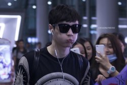 dailyexo:  Lay - 150430 Shenzhen Airport,