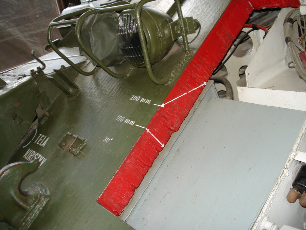 enrique262:  T-55 side cuts and armor details. 