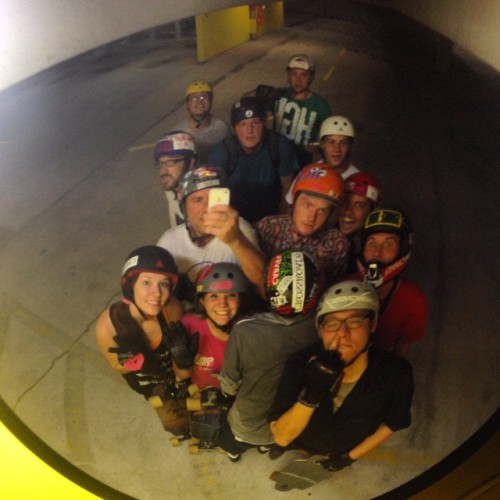teamnobull: Garage Reflections #houstongarageriders #longboarding #teamnobull Girls, get out and ska
