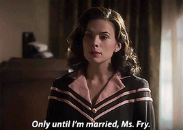 daxterdd:  Peggy Carter + using other people’s sexism to get her way 
