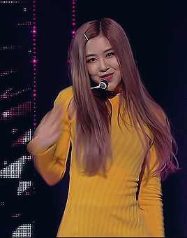 roseiys:180805 rosé - forever young @ inkigayo