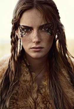 love-a-brown-eyed-girl:  Stina Olsson by Eric Josjo for Elle Sweden November 2014 