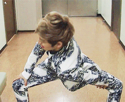 chandoo:  ‘when a man is in love stretching!’   